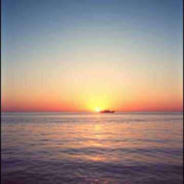 Capa de Decir un hasta luego que parece un Adiós. por José Francisco Fernández Escalona