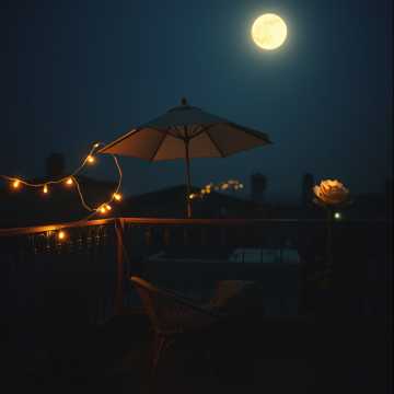 Mohammed Raddadのالخيانهのカバーアート