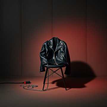 Angela BasanezのBlack Flame”のカバーアート