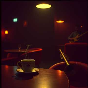 Pochette de Midnight Coffee Cup par Domkat Bigwan Isa